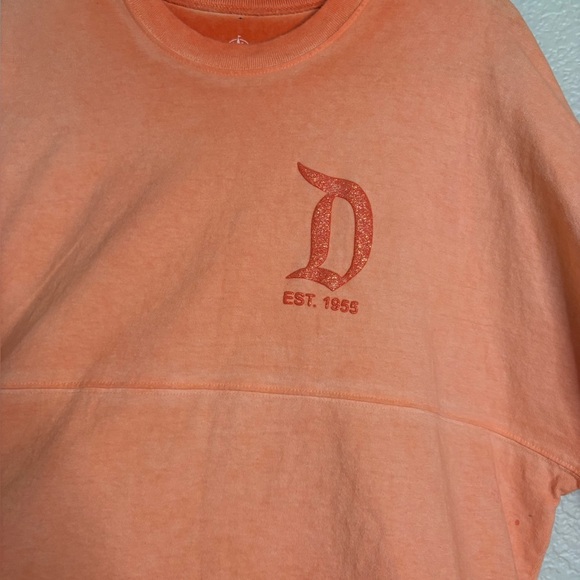 Disneyland Resort Ariel’s Grotto Coral Ombré Glitter Spirit Jersey Medium - Picture 8 of 13